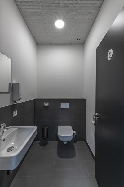 SENSER 24, Indoor LED Deckeneinbauleuchte rund weiß 4000 K