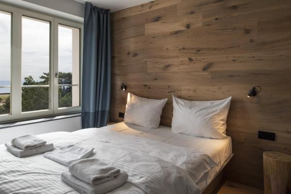 KARPO MAGN, Indoor LED Wandaufbauleuchte schwarz 3000 K