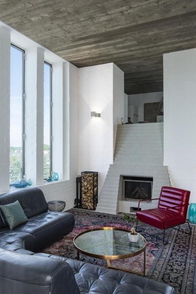 PLASTRA, Indoor Wandaufbauleuchte QT14 weiß