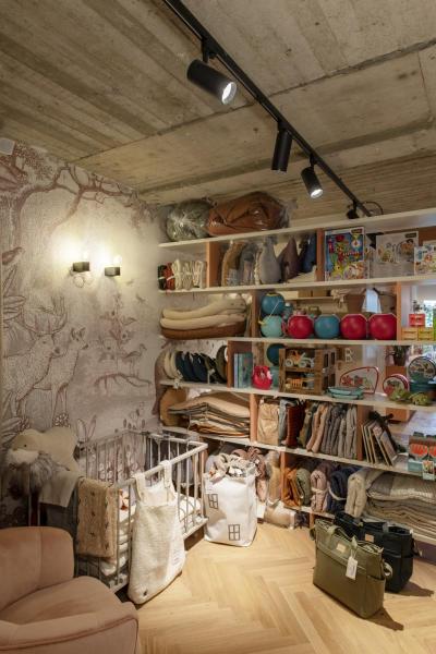 FITU CUBE, Indoor Wandaufbauleuchte E27 schwarz