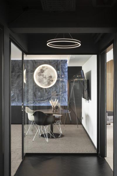 ONE 60, Indoor LED Pendelleuchte schwarz CCT switch 2700/3000 K