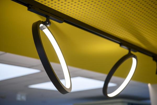 3~ ONE 40 TRACK DALI, 3 Phasen System Leuchte schwarz 4000 K