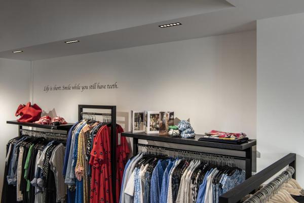 MILANDOS 6, Deckeneinbauleuchte schwarz 3000 K 45°