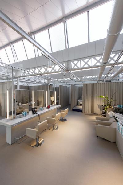 NUMINOS® XL 3Ph., PHASE, 3~ Spot, zylindrisch, 2700 K, 28 Watt, Phasenabschnitt, 36°, matt weiß / matt schwarz