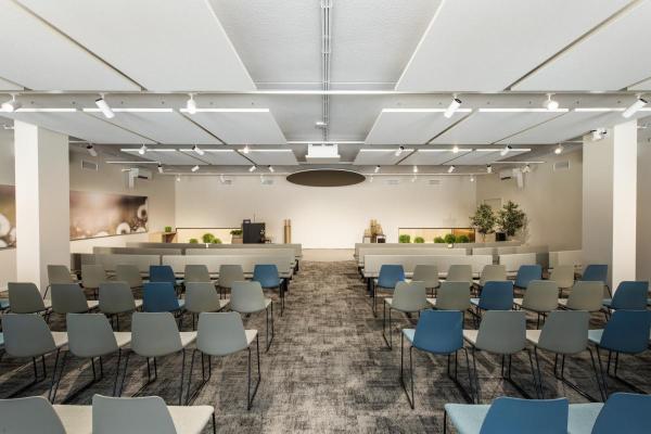 NUMINOS® XL 3Ph., PHASE, 3~ Spot, zylindrisch, 3000 K, 28 Watt, Phasenabschnitt, 36°, matt weiß / matt schwarz