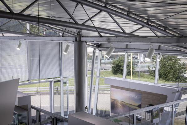 NUMINOS® XL 3Ph., PHASE, 3~ Spot, zylindrisch, 4000 K, 28 Watt, Phasenabschnitt, 60°, matt weiß / matt schwarz