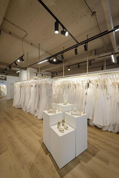 NUMINOS® XL 3Ph., DALI, 3~ Spot, zylindrisch, 4000 K, 27 Watt, DALI, 36°, matt schwarz