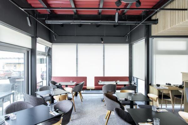 NUMINOS ZOOM M, 3 Phasen Spot schwarz 20 W 3000 K 15-60°