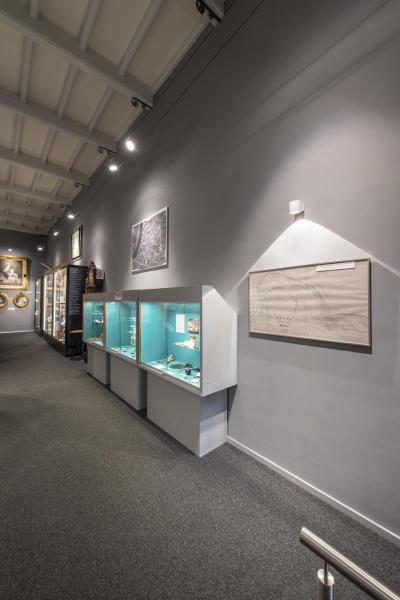 OCULUS WL PHASE, Wandaufbauleuchte weiß 8,5 W 570 lm 2000-3000 K CRI 90 100° Dimmbar