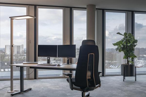 WORKLIGHT, Stehleuchte silber 79 W 4000 K 80°