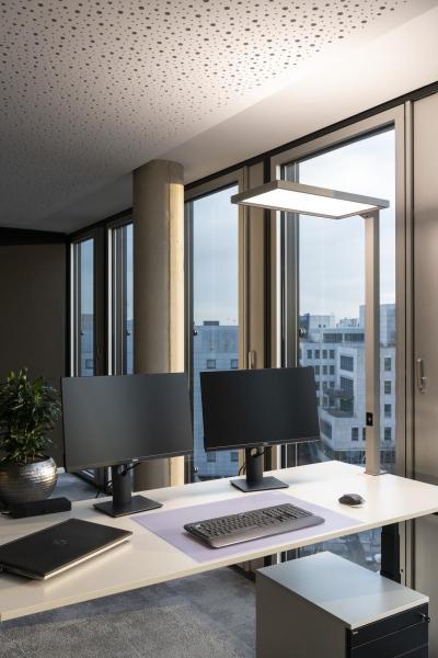 WORKLIGHT, Tischleuchte silber 79 W 4000 K 80°