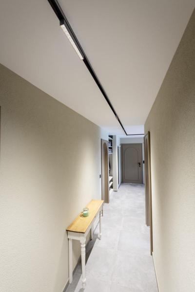 IN-LINE 46, 48V Spot, Move, Darklight Reflector, DALI, schwarz, 14 W, 1250 lm, 4000 K, CRI 90, 35°