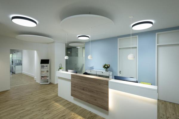 MEDO® 60, Wand- und Deckenaufbauleuchte, rund, 2700/3000/4000 K, 39 W, Phasenabschnitt, 110°, schwarz