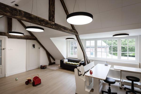 MEDO® 90, Deckenaufbauleuchte, rund, 2700/3000/4000 K, 79 W, Phasenabschnitt, 110°, schwarz