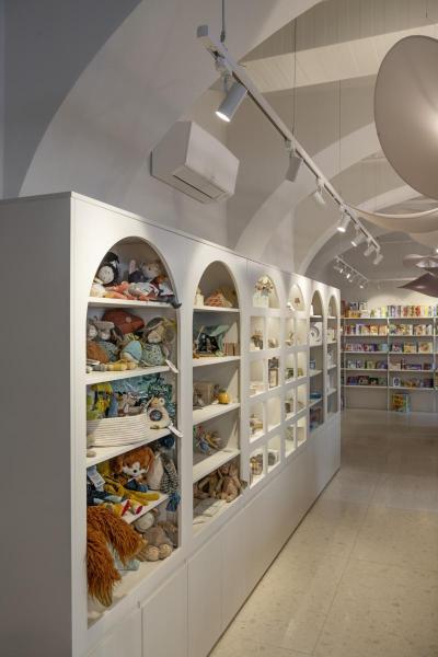 NOBLO® SPOT, 3~ Spot, rund, 2000-3000 K, 8.4 W, Dim-to-Warm, Phasenabschnitt, 36°, weiß