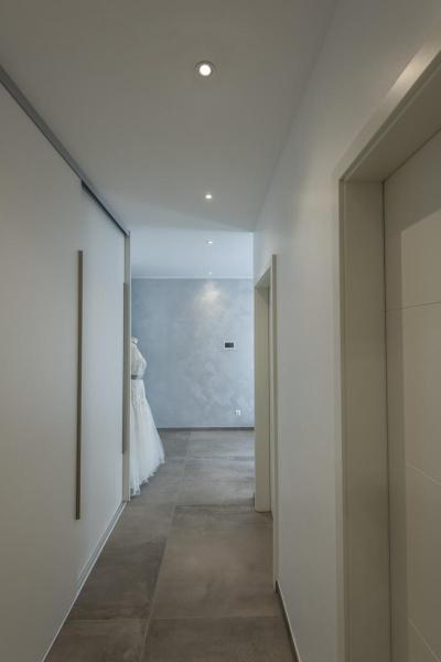 NEW TRIA® 68, Deckeneinbauleuchte, 3000 K, 38°, IP 20, rund, weiß