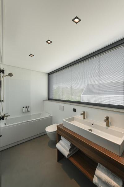 NEW TRIA®, LED-Modul, rund, 1800-3000 K, 60°, PHASE, schwarz