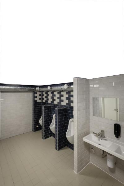 SURFACE V 390, 10/15/20 W 830/840 IP44 Sensor