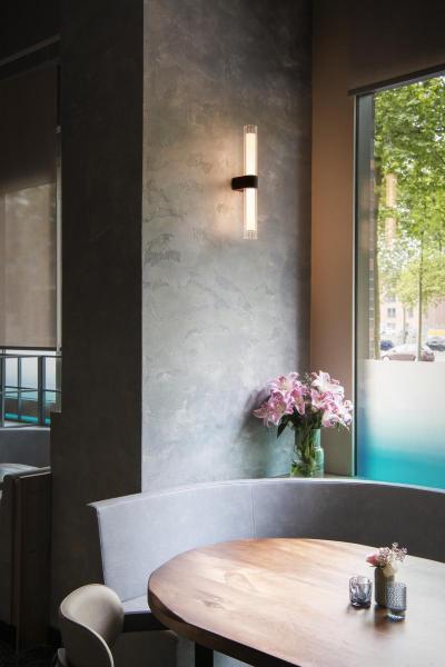 LYGANT double, Wandaufbauleuchte, 3000 K, 11 W, schwarz