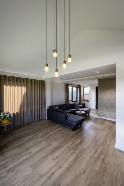 VARYT, Pendelleuchte, 150 cm, E14, 6 W, messing