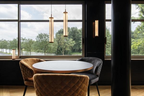 QUIMERA, Tischleuchte, 2700/3000 K, gebürstet messing