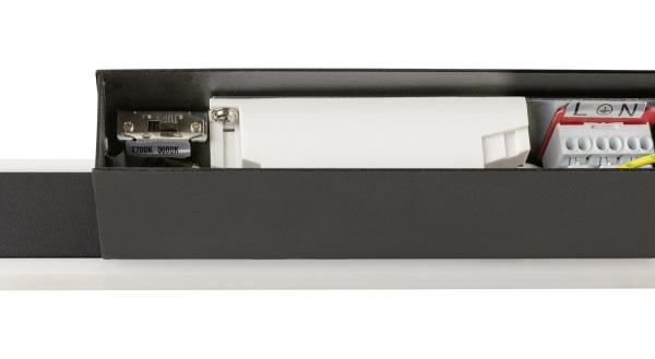 ONE LINEAR 70, Wandaufbauleuchte, UP/DOWN, 2700/3000 K, PHASE, schwarz