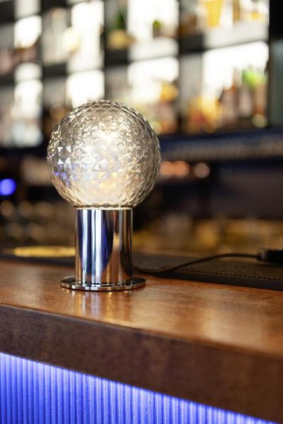 VARYT, Tischleuchte, rund, 1x max. 6 W, E14, chrom