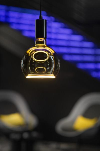 LED Floating Globe 150, LED-Leuchtmittel, smokey black, E27, PHASE, 6 W, 1900 K