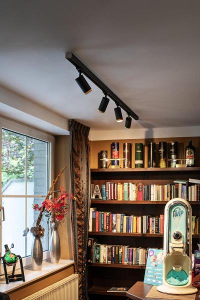 GRIP! L, 3~ Spot, zylindrisch, GU10, 1x max. 6 W, schwarz / gold