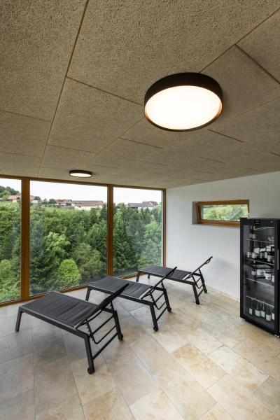 DECONA 30, Deckenaufbauleuchte, rund, 2700/3000 K, 18 W, PHASE, schwarz