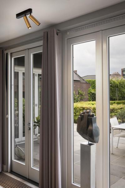 GRIP! M, Deckenaufbauleuchte, double, PHASE, 3000 K, 28 W, 42°, gold / schwarz