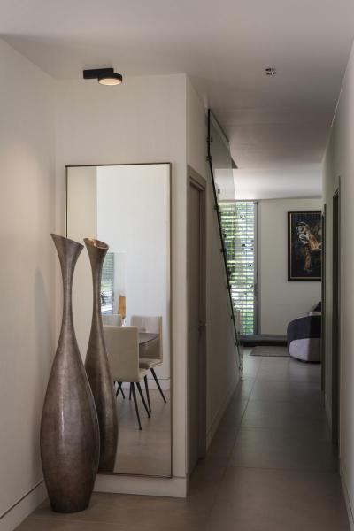 GRIP! FLAT, Deckenaufbauleuchte, PHASE, 2700/3000 K, 15 W, schwarz / schwarz