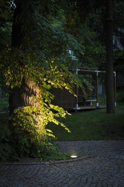 DASAR® L, Bodeneinbauleuchte, asymmetrisch, 3000K, 70°/40°, IP65/IP67, rund, edelstahl / schwarz