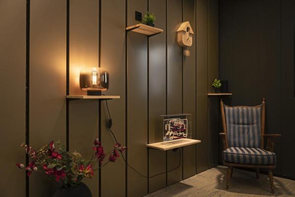 PANTILO, Tischleuchte, zylindrisch, 1 x max. 15 W E27, chrom