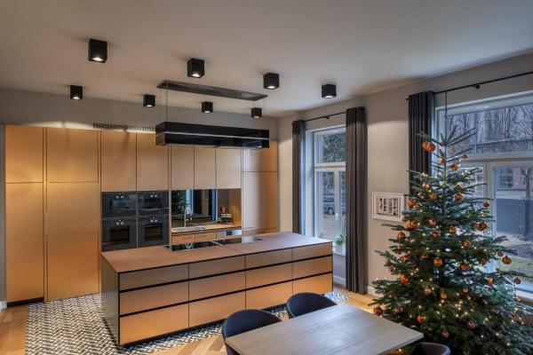 KARDAMOD, Deckenleuchte, einflammig, QPAR111, eckig, schwarz matt, max. 75 W