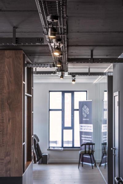 SPOT 79, Wand- und Deckenleuchte, QPAR51, rund, schwarz, 230V, max. 50 W