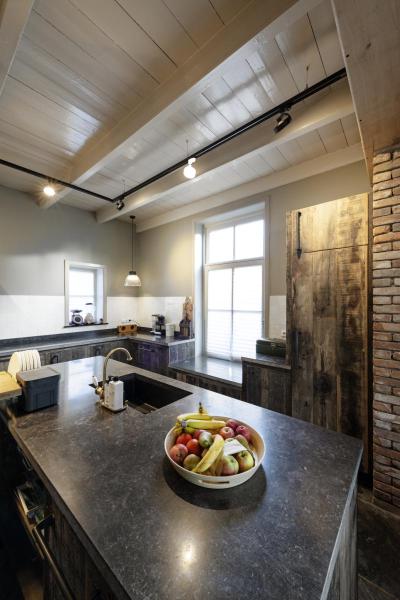 KALU TRACK, Spot für Hochvolt-Stromschiene 1Phasen, QPAR111, schwarz matt, inkl. 1Phasen-Adapter