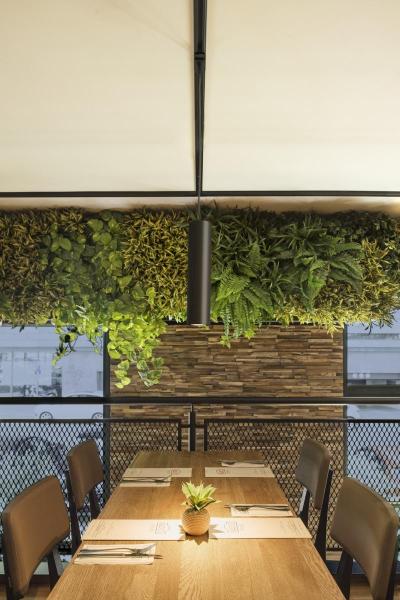 ENOLA B, Pendelleuchte für Hochvolt-Stromschiene 1Phasen, QPAR51, schwarz, max. 50 W, inkl. 1Phasen-Adapter schwarz