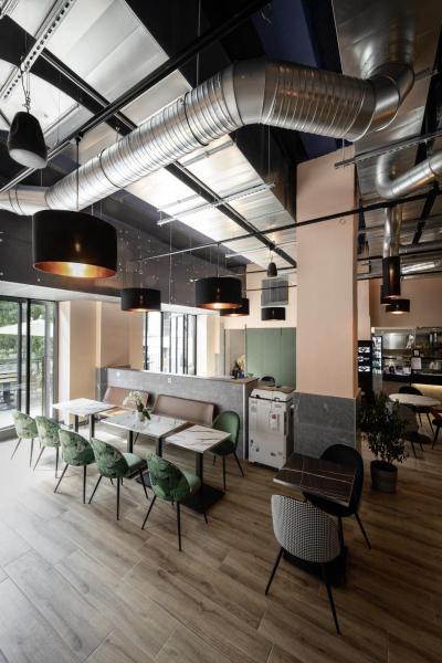 PENDELLEUCHTENADAPTER, für Hochvolt-Stromschiene 3Phasen, schwarz, inkl. Montagezubehör