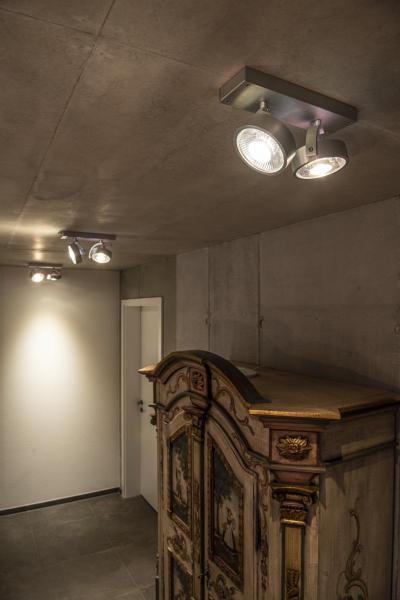 KALU, Wand- und Deckenleuchte, zweiflammig, QPAR111, rund, aluminium gebürstet, max. 150 W