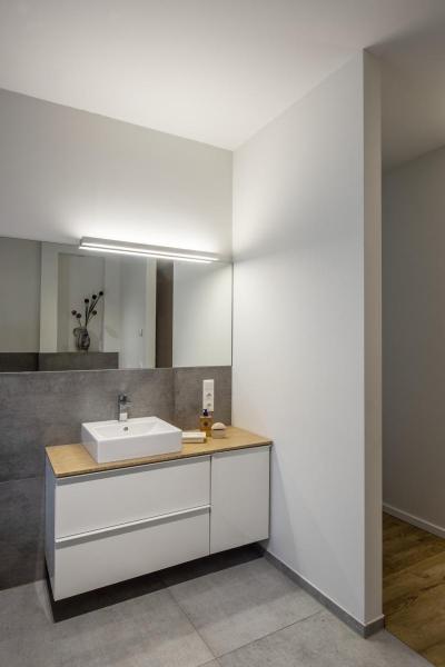 SEDO 21, Wandleuchte, LED, 3000 K, eckig, aluminium gebürstet, Glas satiniert, L/B/H 89,5/8,5/4 cm, Energiesparleuchte, 33 W