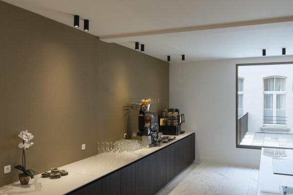 ENOLA B, Deckenleuchte, QPAR51, rund, schwarz, max. 35 W