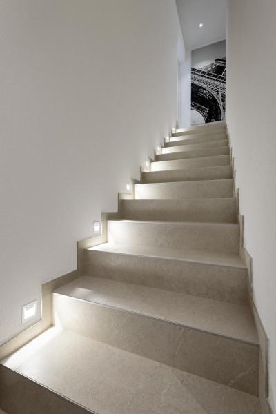 DOWNUNDER PUR 80, Einbauleuchte, LED, 3000 K, eckig, weiß, L/B/H 8/3,2/8 cm, inkl. Blattfedern