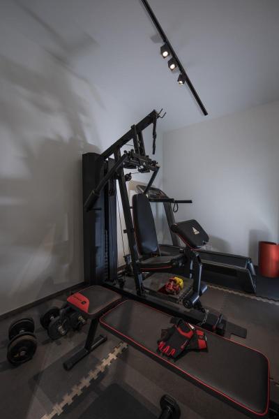 ALTRA DICE TRACK, Spot für Hochvolt-Stromschiene 3Phasen, QPAR51, eckig, schwarz, max. 50 W, inkl. 3Phasen-Adapter