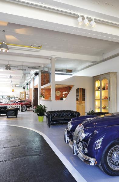 EURO SPOT, Spot für Hochvolt-Stromschiene 3Phasen, QPAR111, rund, weiß, max. 75 W, inkl. 3Phasen-Adapter