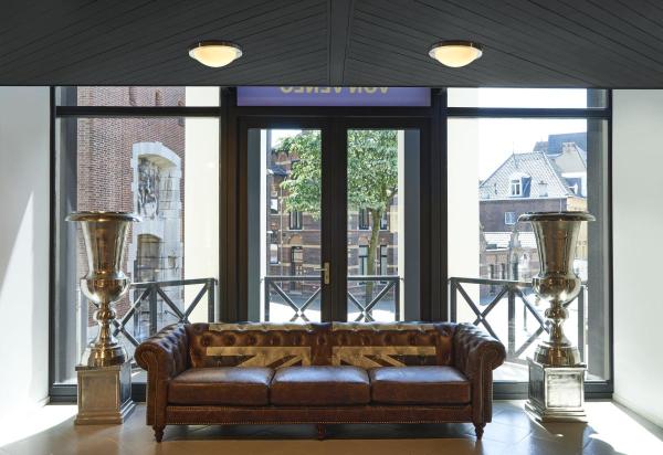 MELAN, Deckenleuchte, A60, rund, aluminium gebürstet, Glas satiniert, max. 60 W