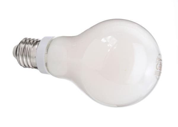 Leuchtmittel - CLA150 E27 DIM 18W 3300K, matt