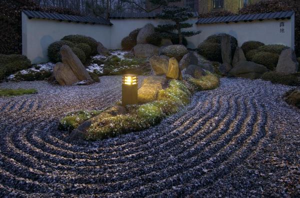 RUSTY® 40, Outdoor Standleuchte, TC-DSE, IP55, eckig, stahl gerostet, L/B/H 12/12/40 cm, max. 11 W