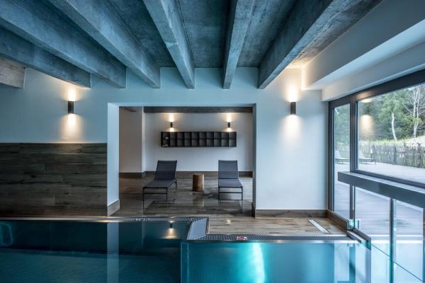 THEO UP/DOWN, Outdoor Wandleuchte, QPAR51, IP44, eckig, up/down, anthrazit, max. 70 W