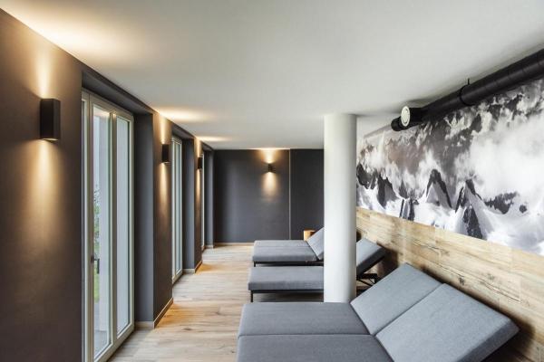 THEO UP/DOWN, Outdoor Wandleuchte, QPAR51, IP44, eckig, up/down, anthrazit, max. 70 W